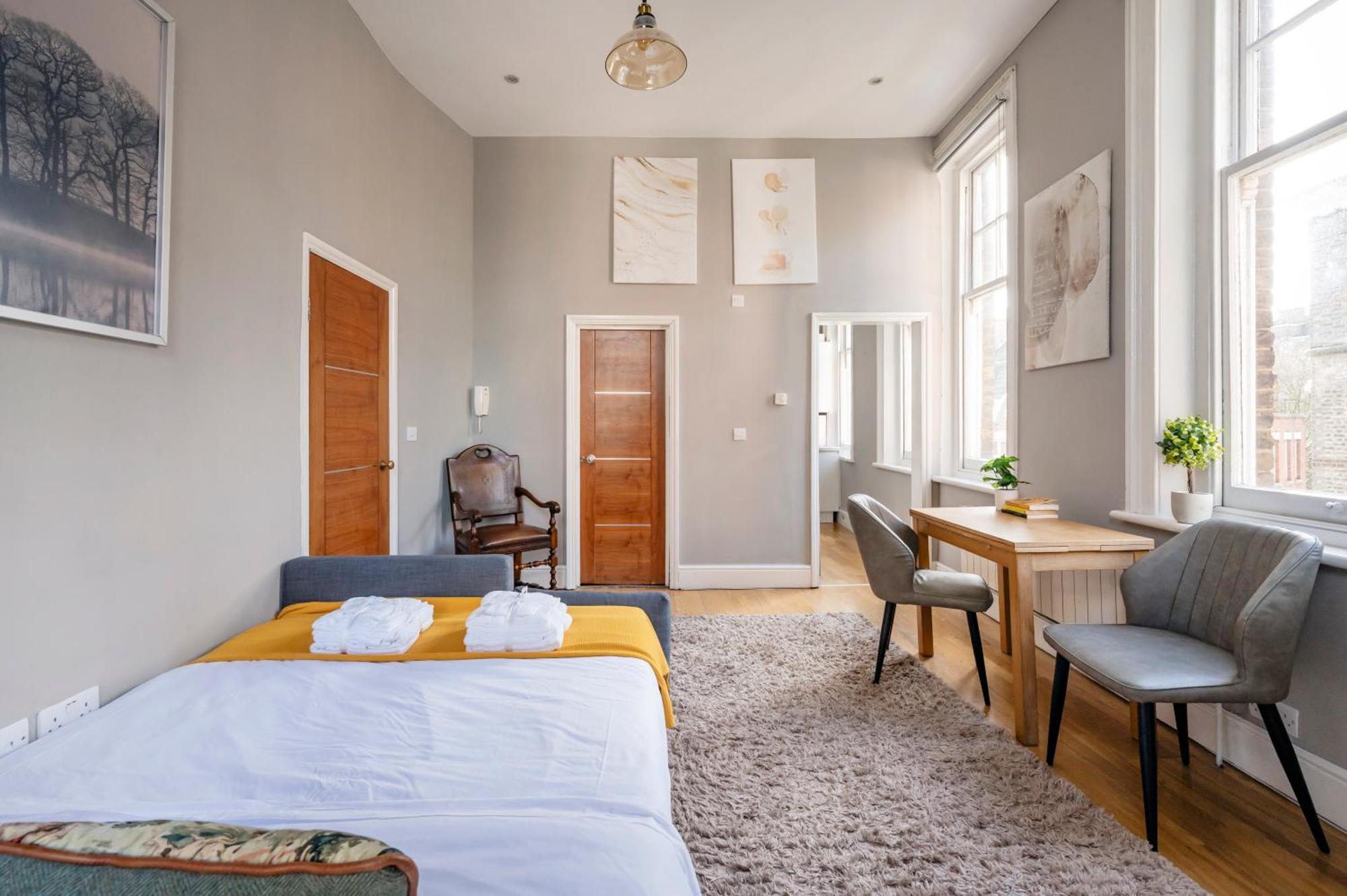 Sunny Corner Apartment In Center Of London Bagian luar foto
